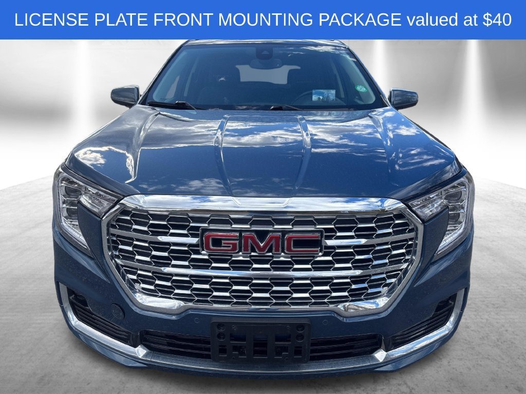 Used 2024 GMC Terrain Denali AWD/4WD image 9