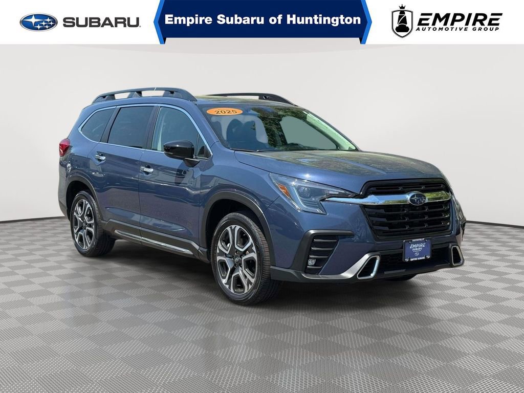 Used 2025 Subaru Ascent Touring AWD/4WD image 1