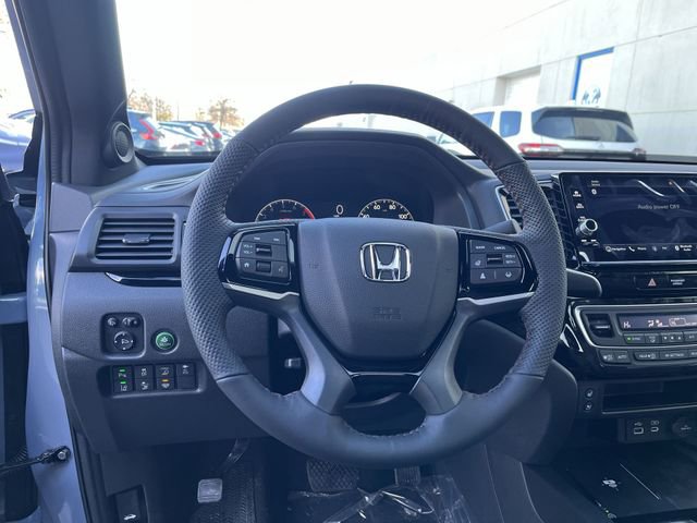 New 2026 Honda Ridgeline Black Edition image 13