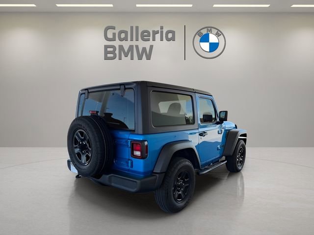 Used 2025 Jeep Wrangler Sport AWD/4WD image 7