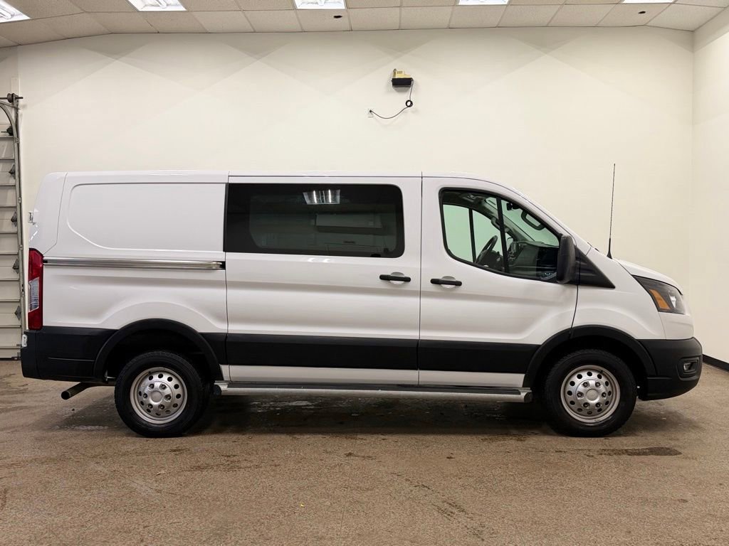 Used 2024 Ford Transit 250 Low Roof AWD w/ Exterior Upgrade Package image 8