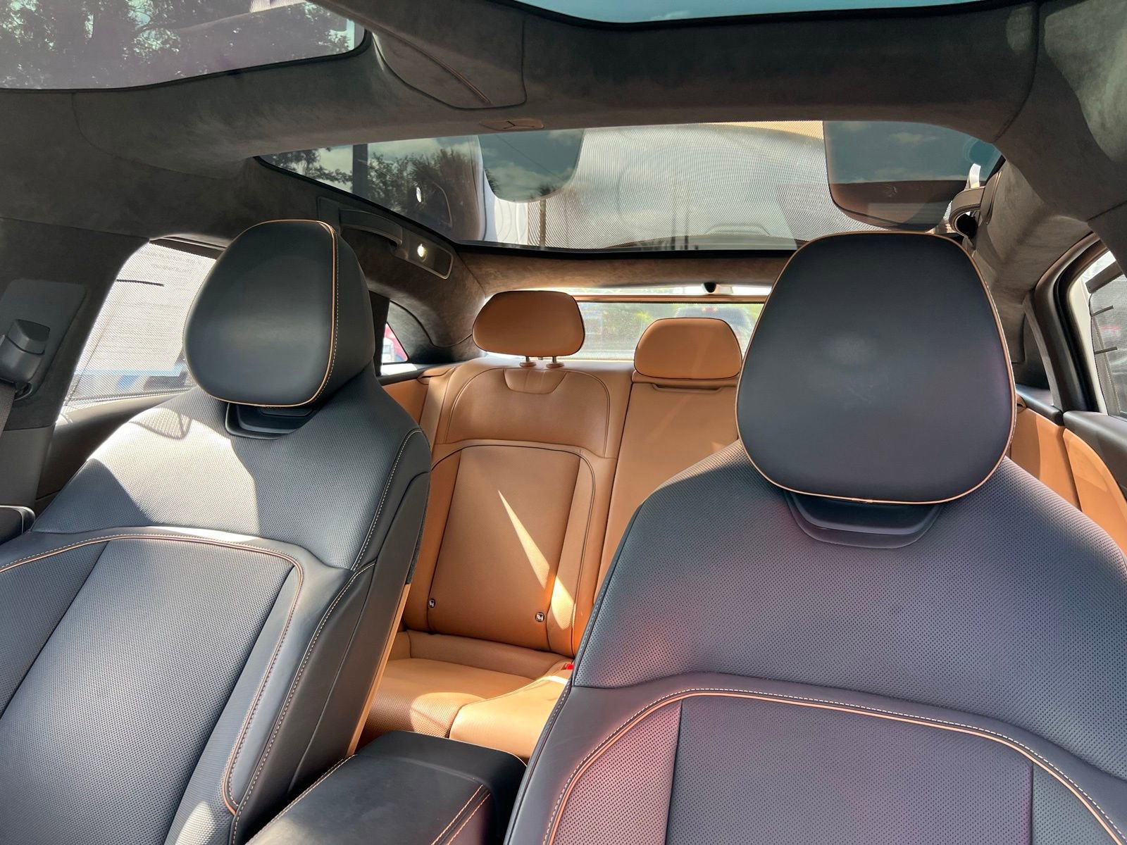 Used 2023 Lucid Air Touring image 30