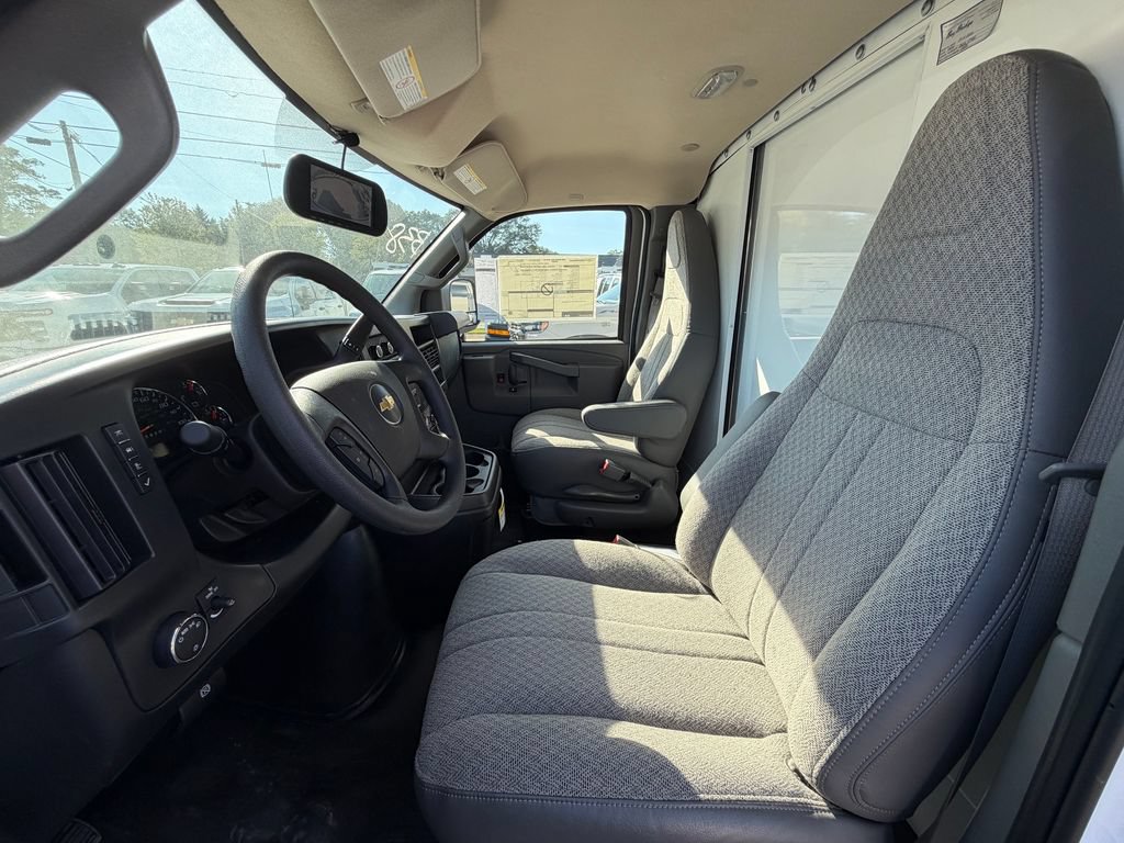 New 2026 Chevrolet Express 3500 w/ Power Convenience Package RWD image 12