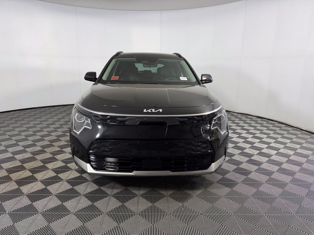 Used 2023 Kia Niro Wind FWD image 2