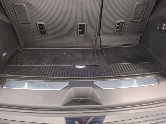 Certified 2024 Cadillac Escalade Premium Luxury w/ LPO, Floor Liner Package AWD/4WD image 25