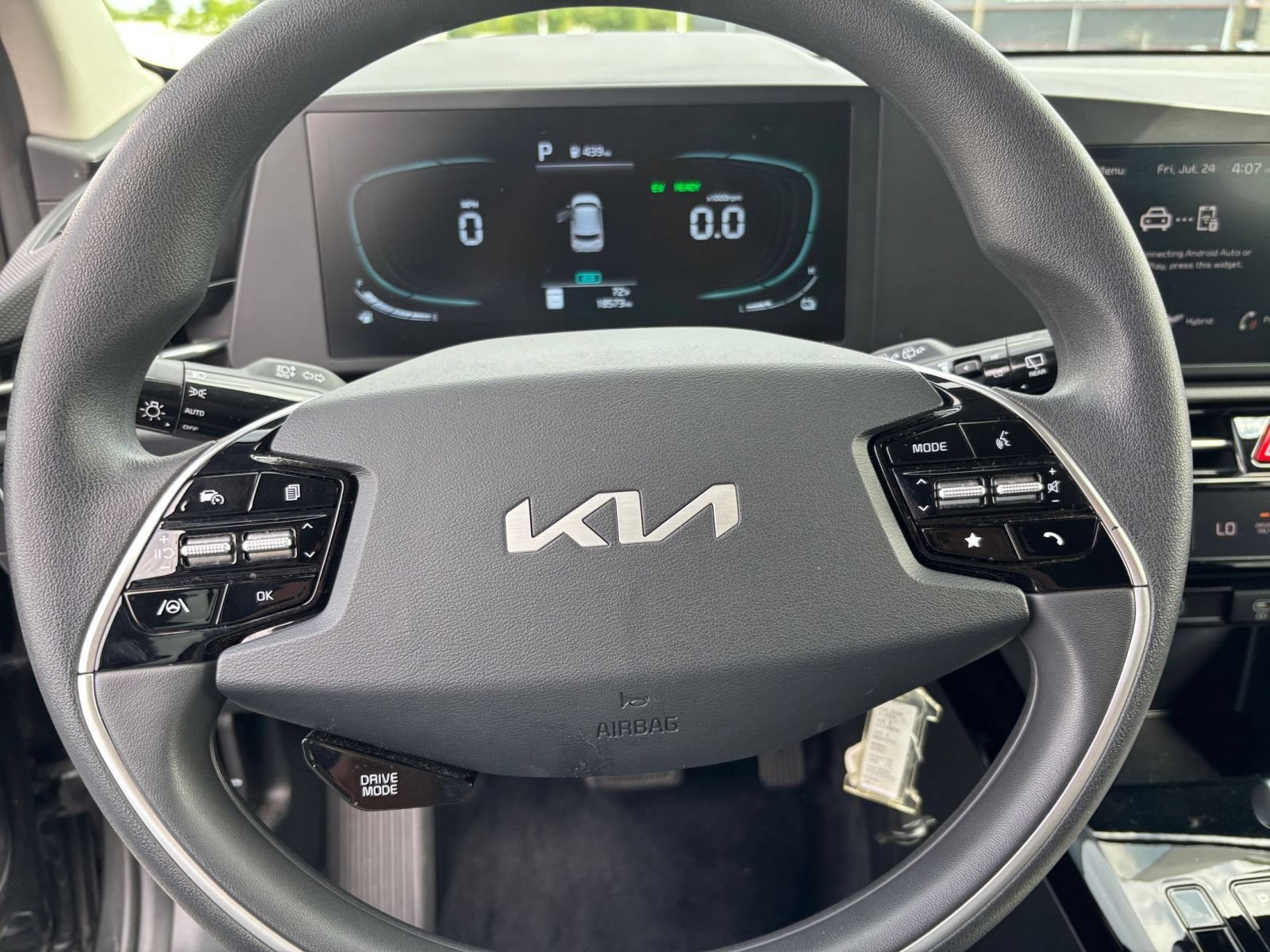 Used 2026 Kia Niro LX FWD image 25