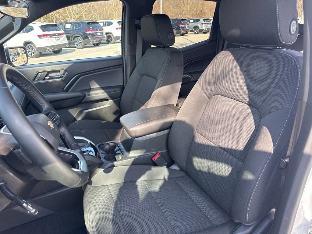 Used 2024 Chevrolet Colorado LT image 22