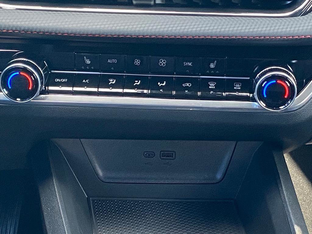 New 2026 Chevrolet Equinox RS image 12