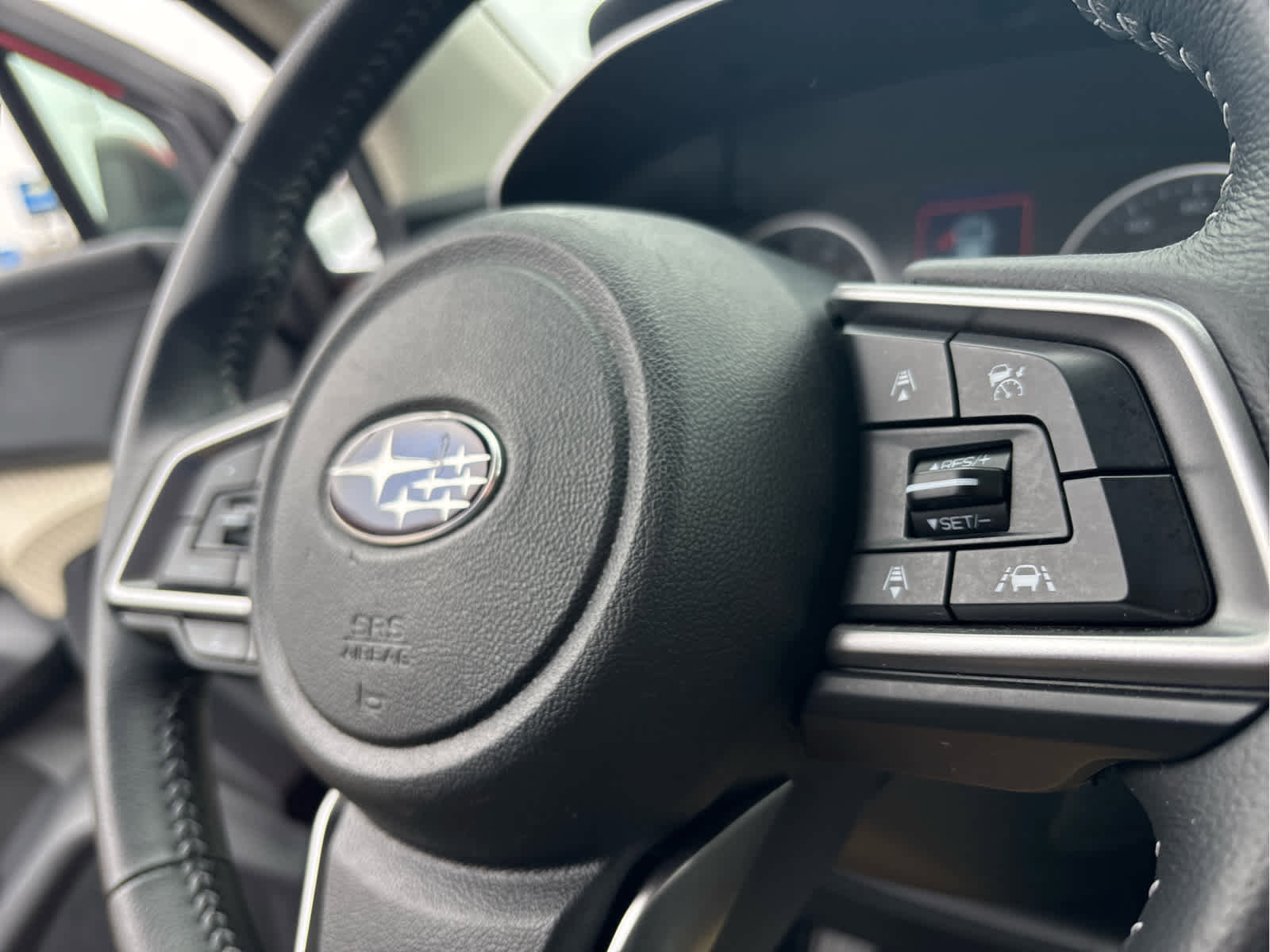 Used 2019 Subaru Ascent Premium image 9