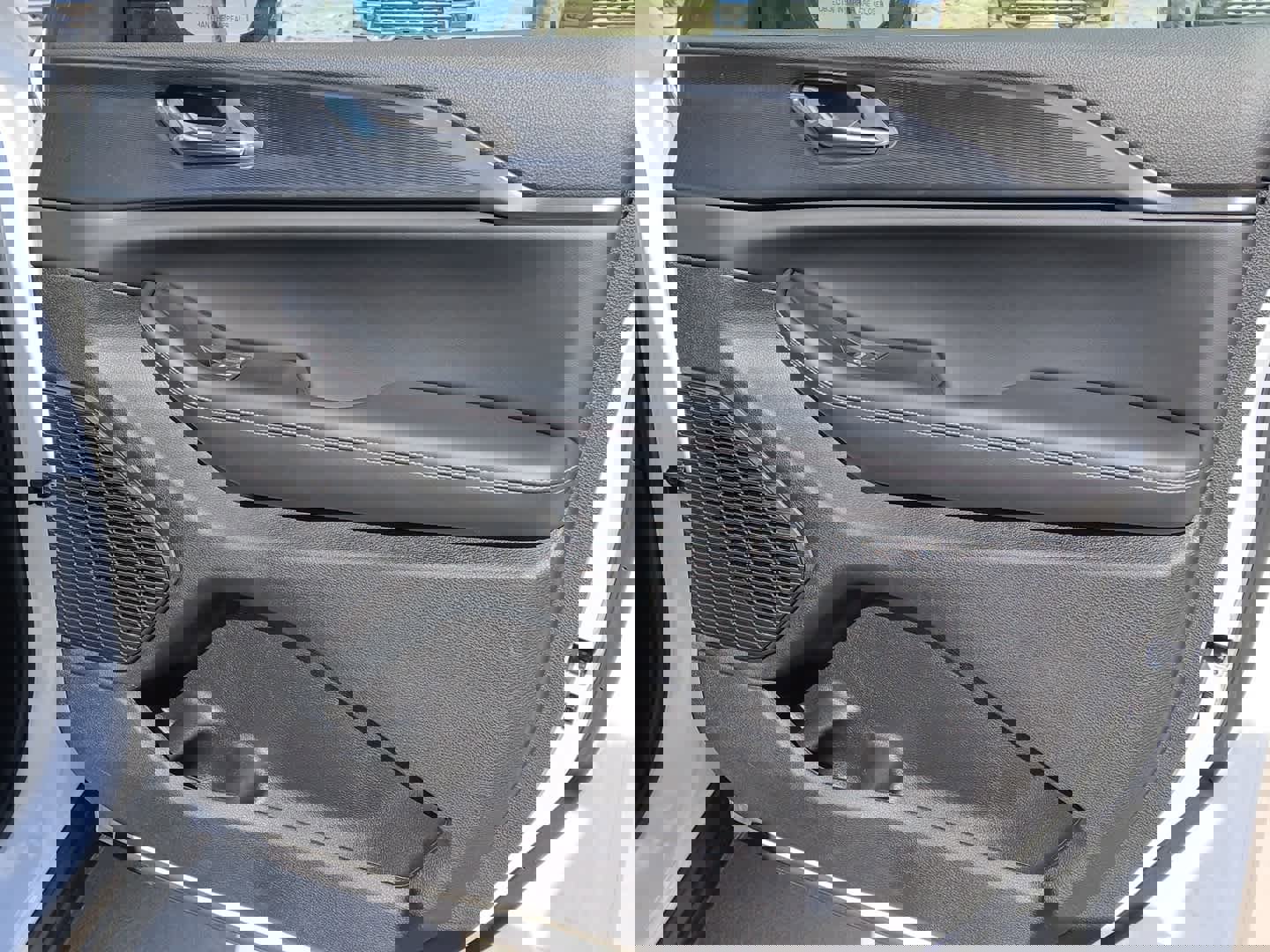 New 2025 Jeep Grand Cherokee Laredo X w/ Luxury Tech Group I image 49