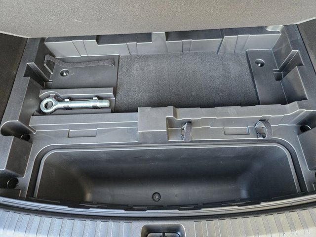 Used 2024 Chevrolet Blazer EV RS image 34