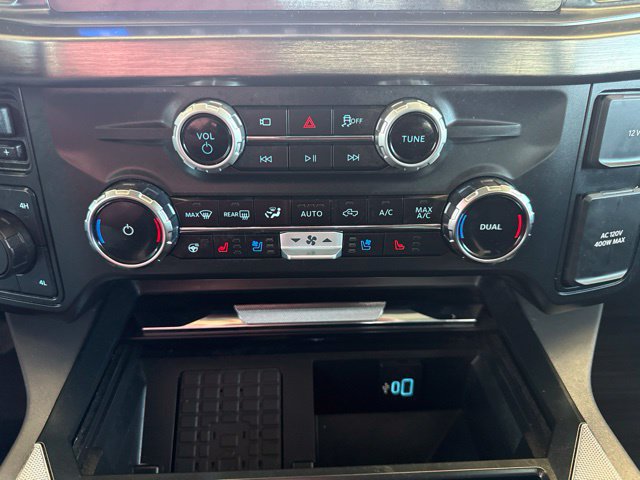 Used 2025 Ford F350 Lariat AWD/4WD image 23