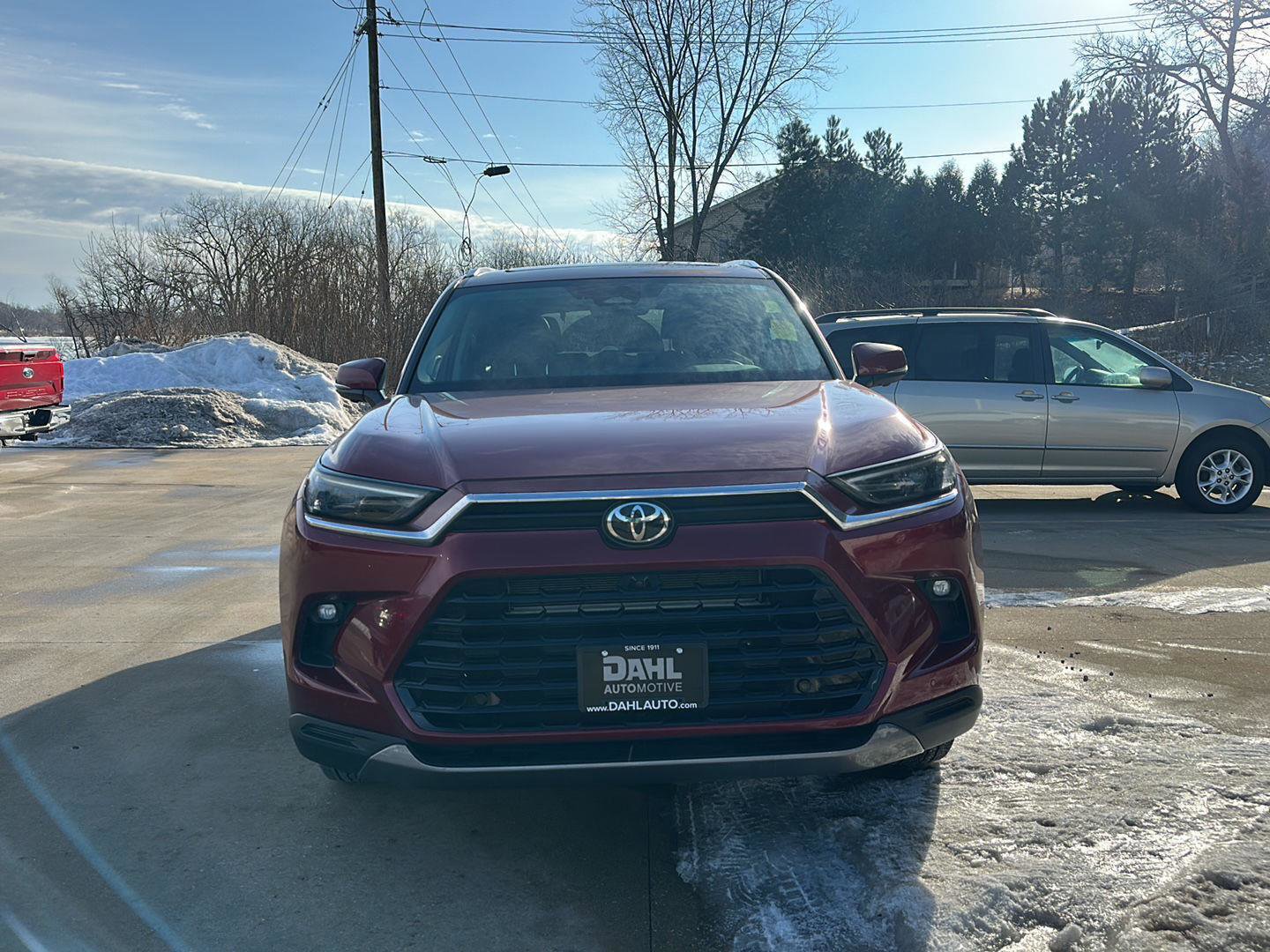 Used 2025 Toyota Grand Highlander AWD Hybrid image 3