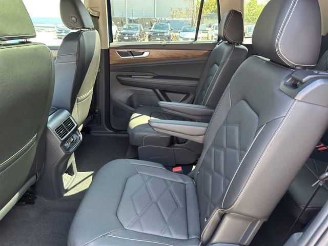 New 2026 Volkswagen Atlas SE image 15