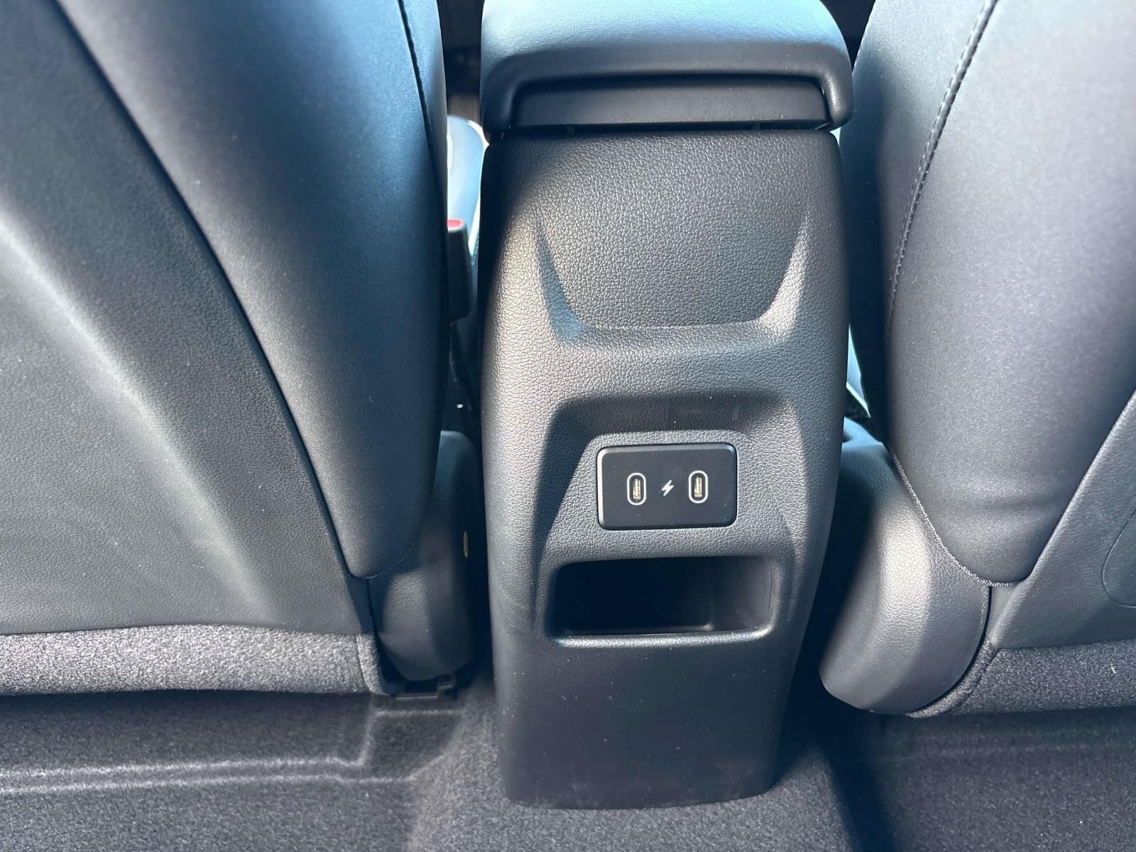 New 2026 Hyundai Venue SEL FWD image 7