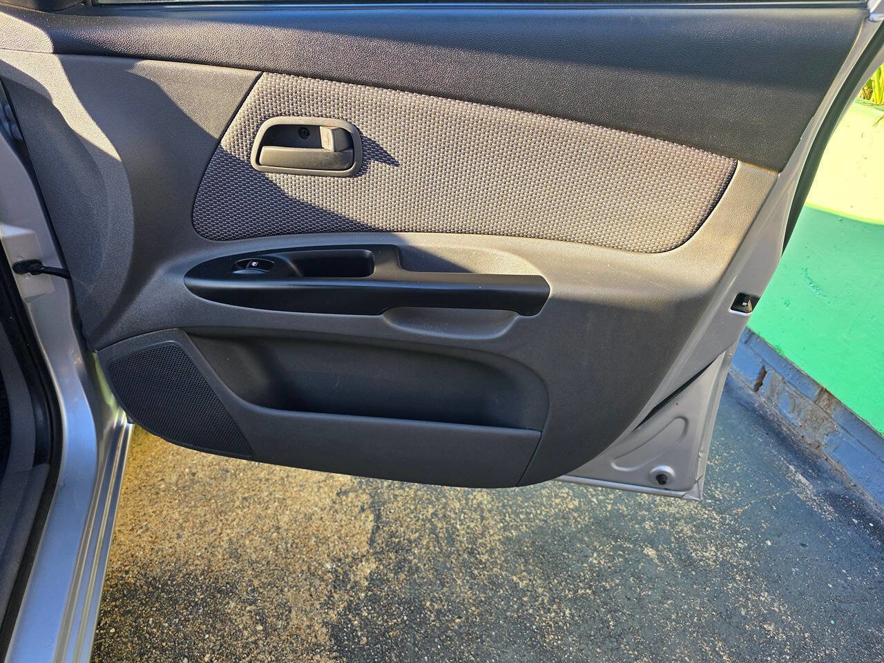 Used 2010 Kia Rio5 w/ Value Pkg image 15