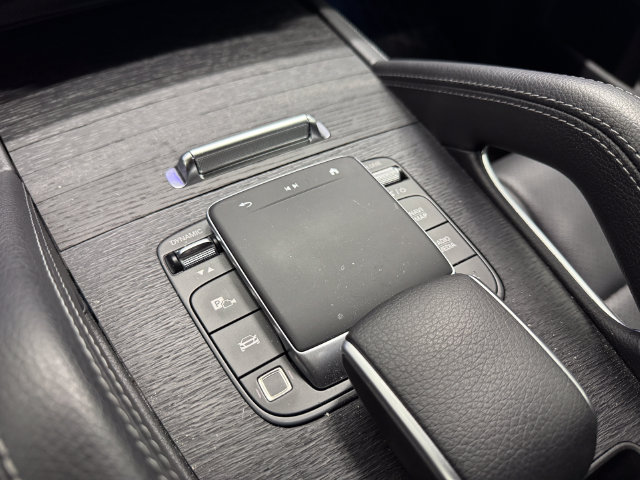 Used 2025 Mercedes-Benz GLE 450 4MATIC Coupe image 49