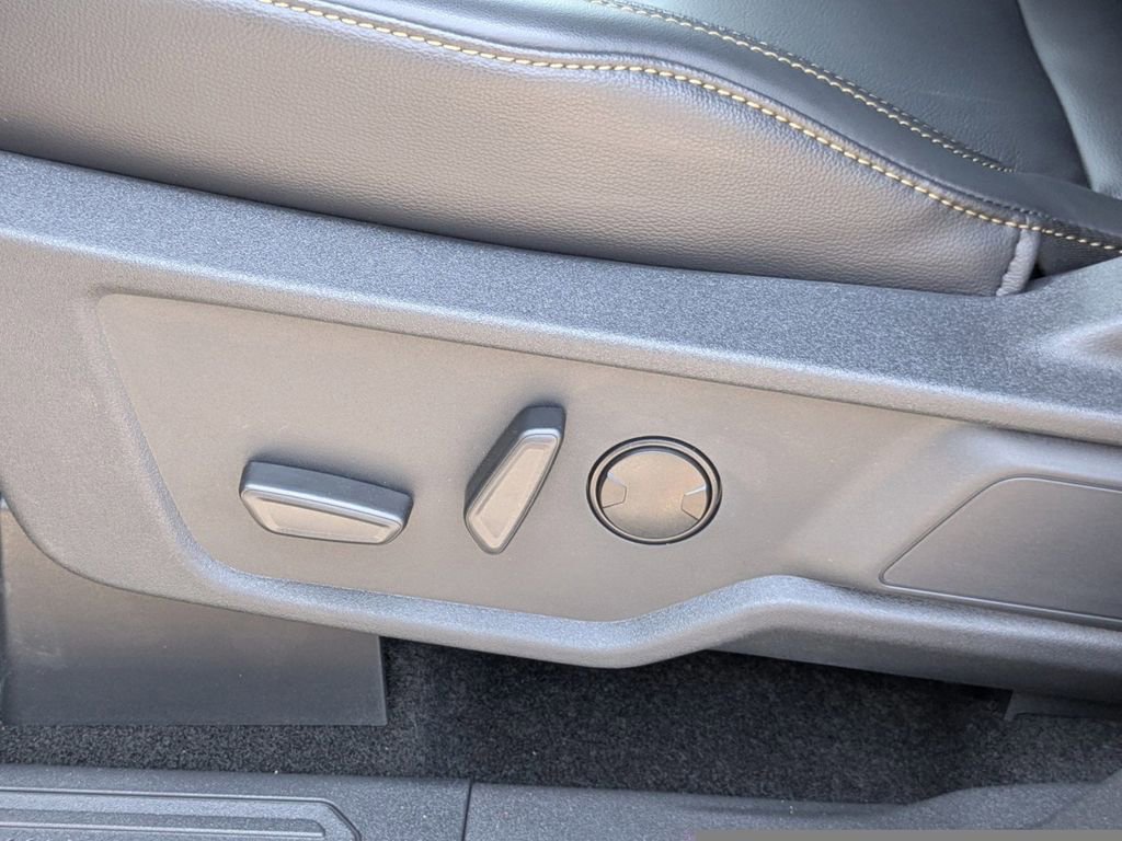 New 2025 Ford Bronco Badlands image 15