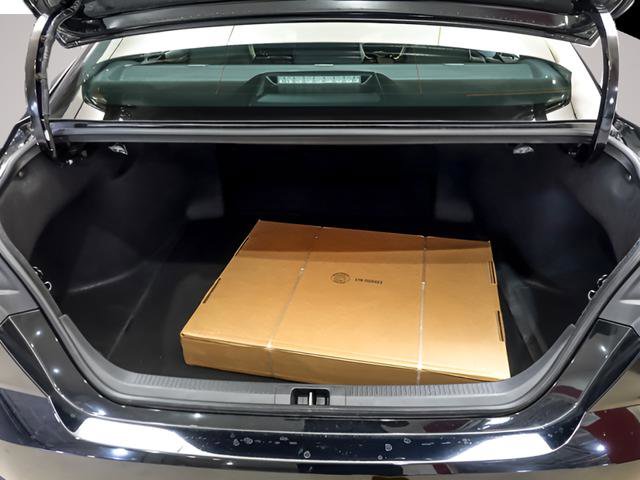 Used 2026 Toyota Camry SE image 22