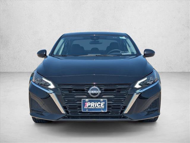 Used 2025 Nissan Altima 2.5 SV FWD video 2
