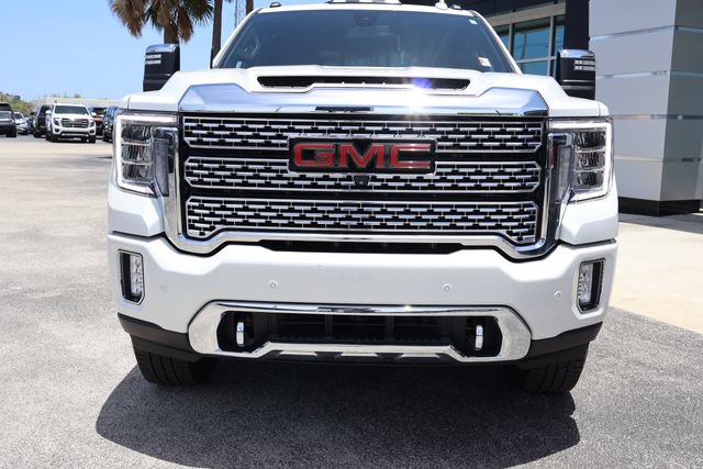 Used 2022 GMC Sierra 3500 Denali AWD/4WD image 3