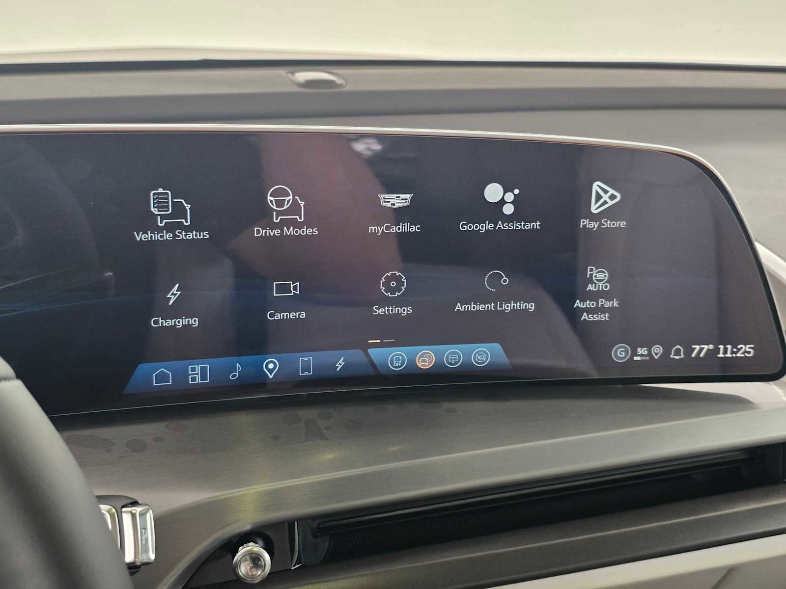 New 2026 Cadillac Vistiq Sport w/ LPO, Floor Liner Package image 27