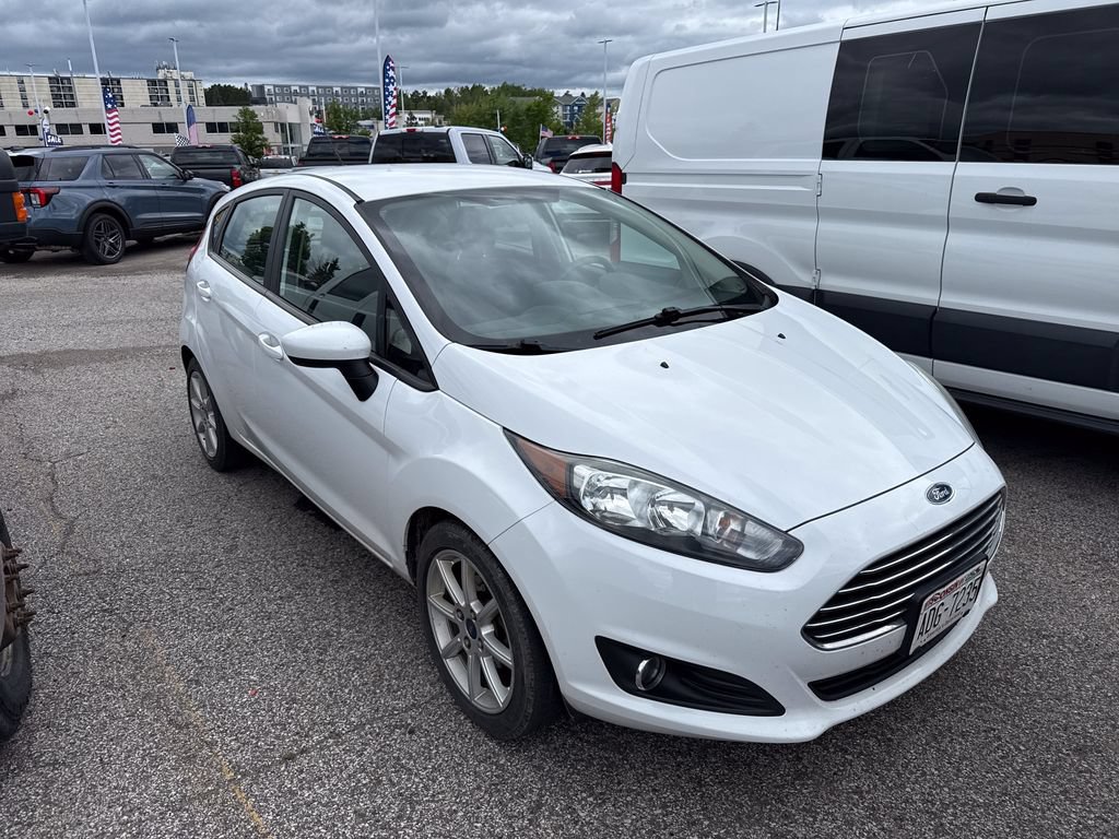 Used 2017 Ford Fiesta SE w/ Equipment Group 201A FWD image 4