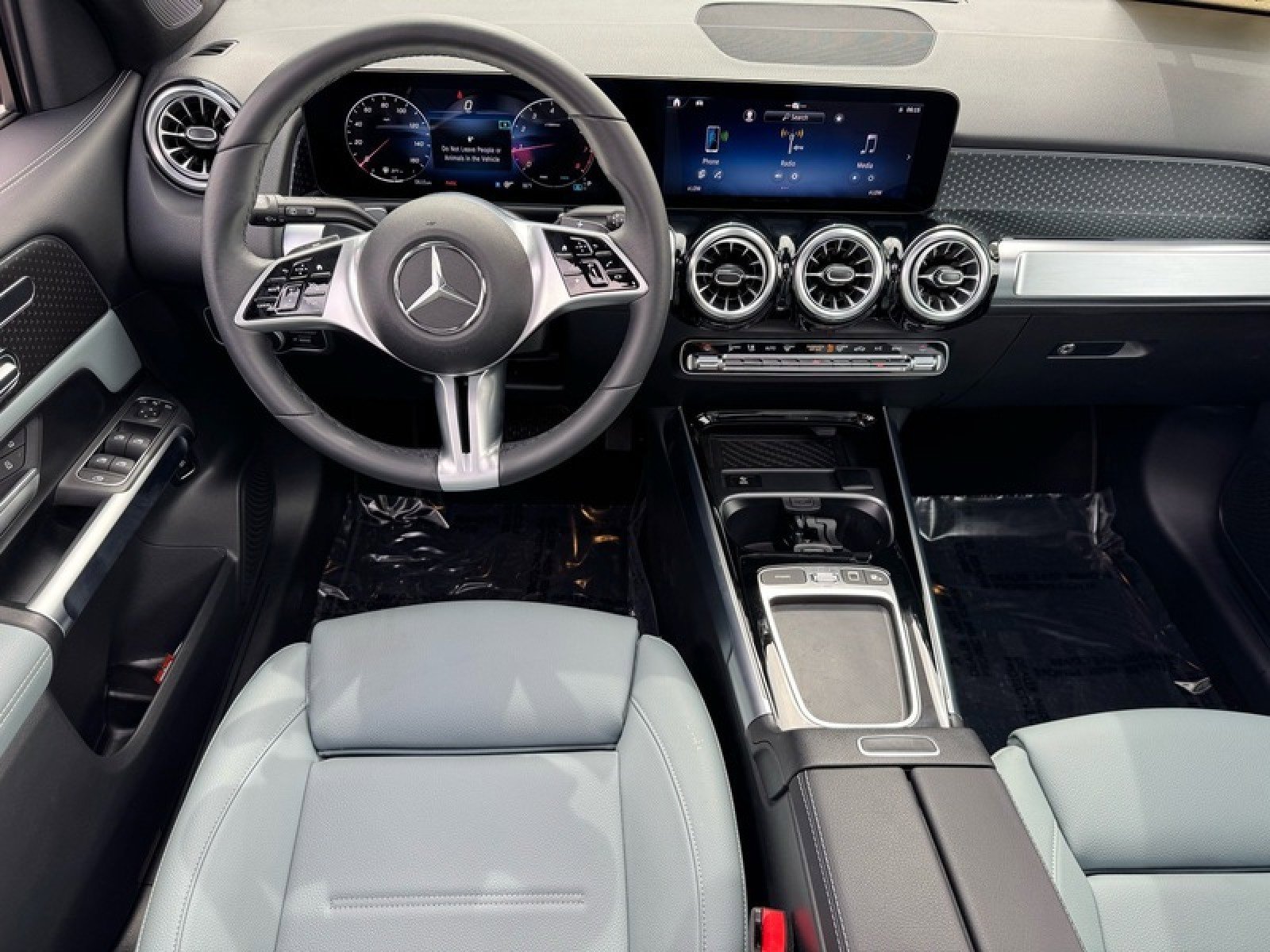 Certified 2026 Mercedes-Benz GLB 250 image 17