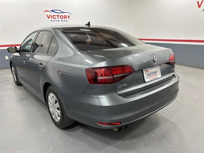 Used 2016 Volkswagen Jetta S image 4
