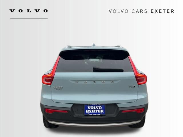 Used 2019 Volvo XC40 T5 Momentum image 7