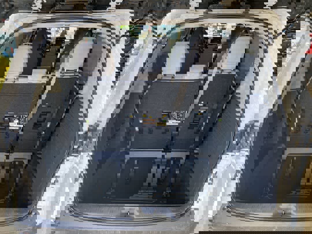 Used 2023 Toyota Sienna LE image 23