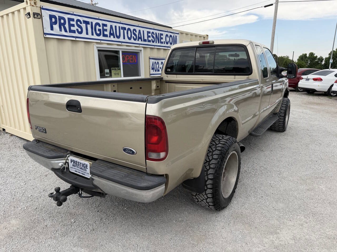 Used 2000 Ford F250 XL AWD/4WD image 7
