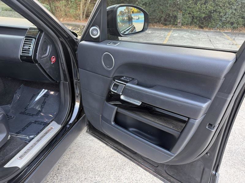 Used 2017 Land Rover Range Rover Long Wheelbase Supercharged image 25