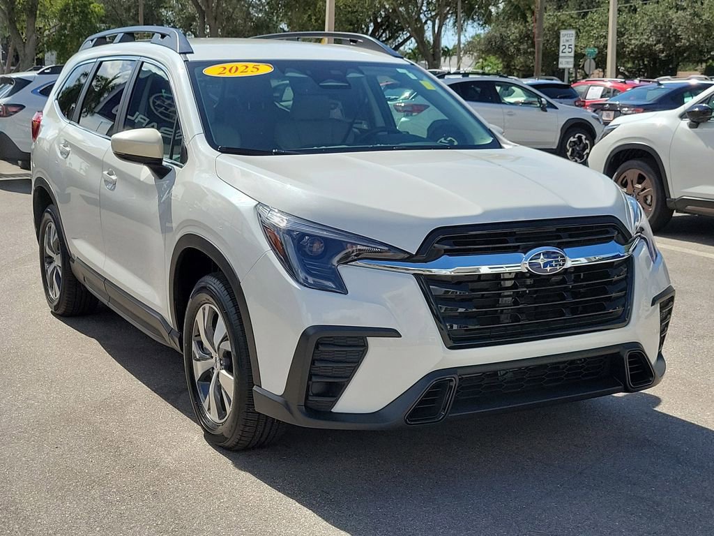 Used 2025 Subaru Ascent Premium image 7