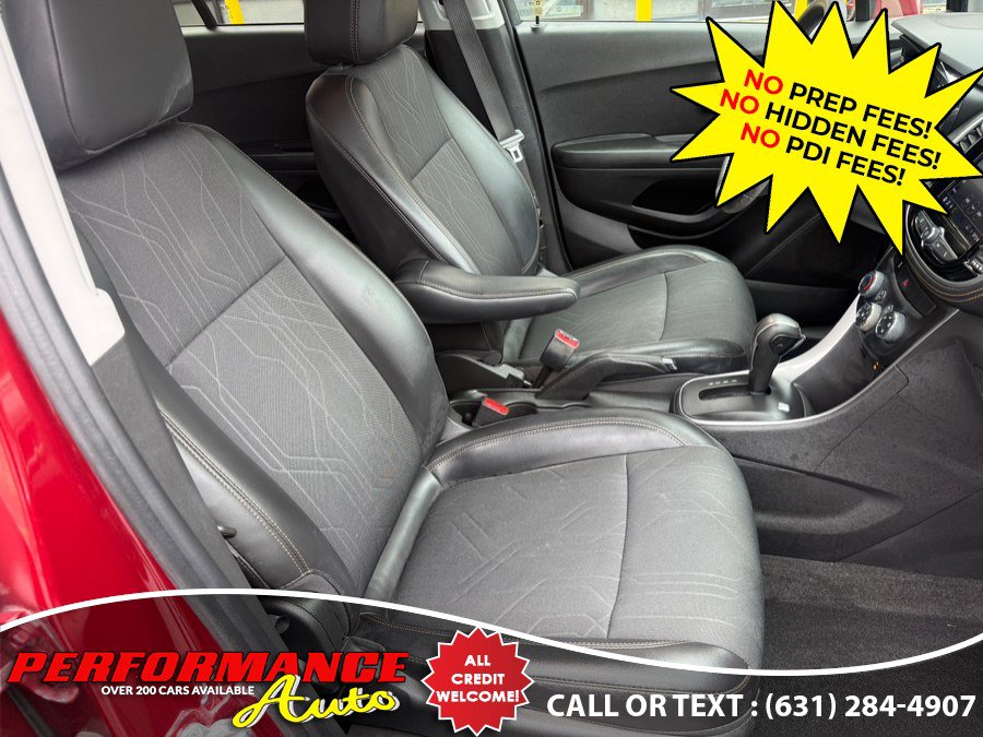 Used 2021 Chevrolet Trax LT w/ Driver Confidence Package AWD/4WD image 20