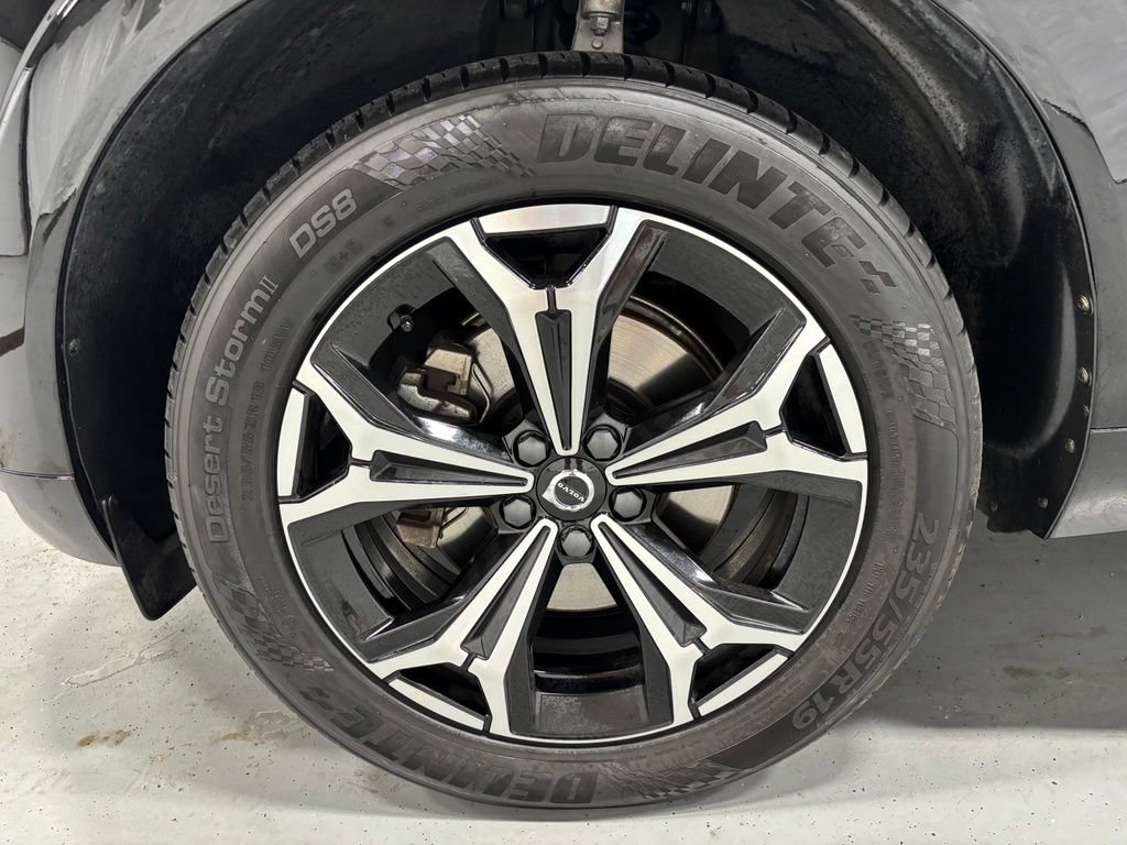 Used 2022 Volvo XC60 B5 Momentum w/ Climate Package AWD/4WD image 58