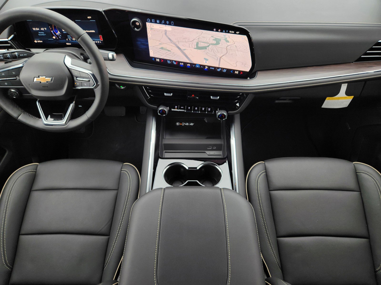 New 2026 Chevrolet Suburban Premier image 21