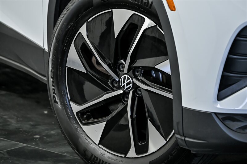 Used 2022 Volkswagen ID.4 Pro S AWD/4WD image 3