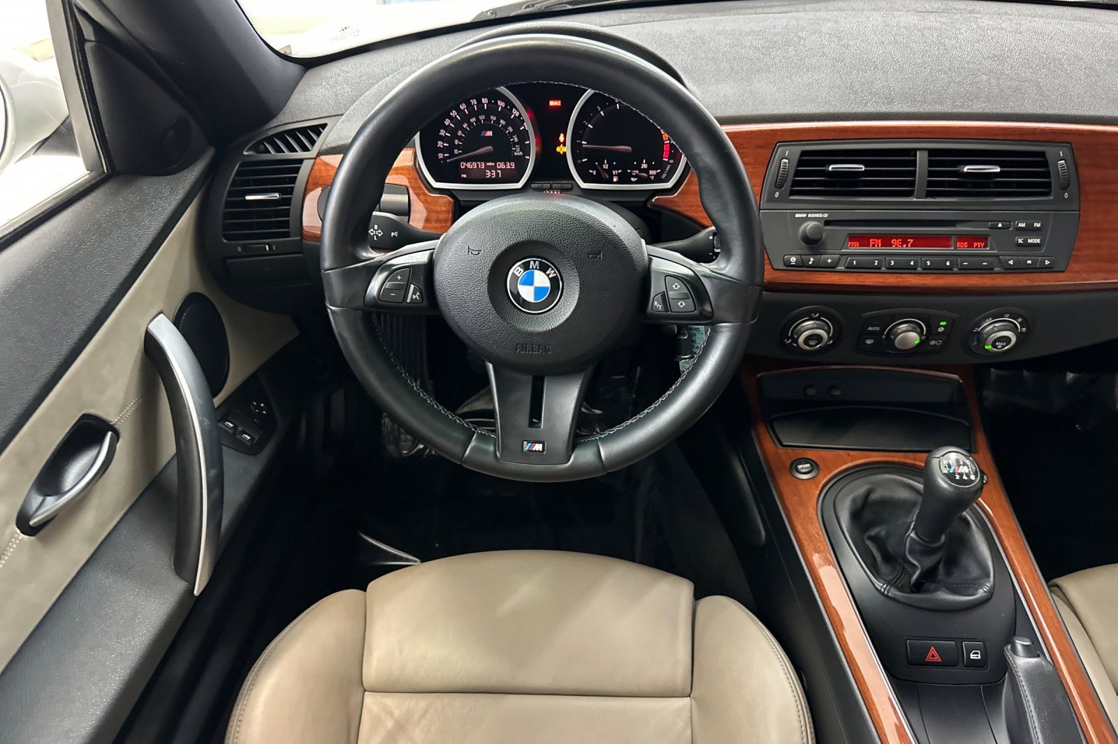 Used 2007 BMW M Coupe image 25