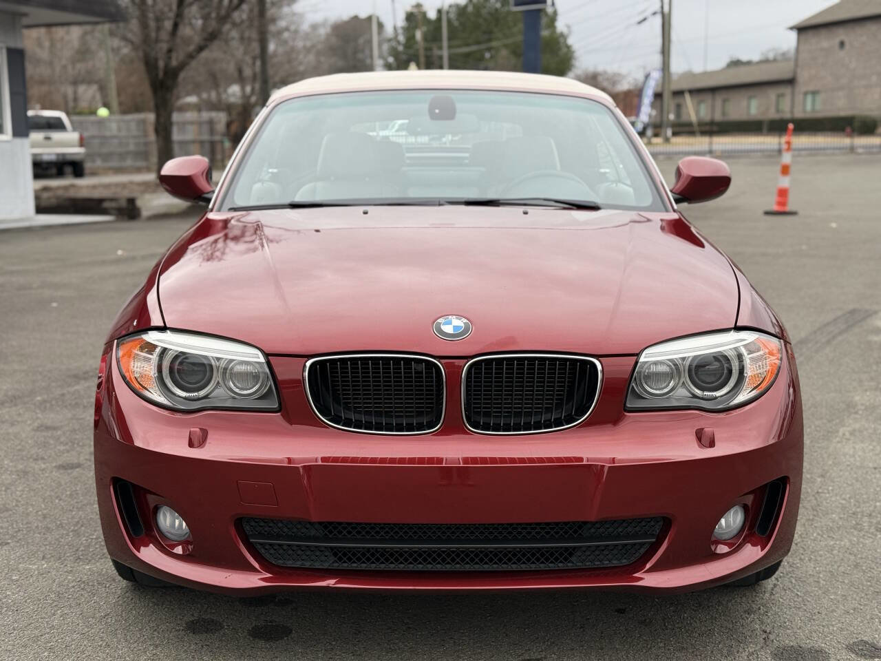 Used 2012 BMW 128i Convertible image 3