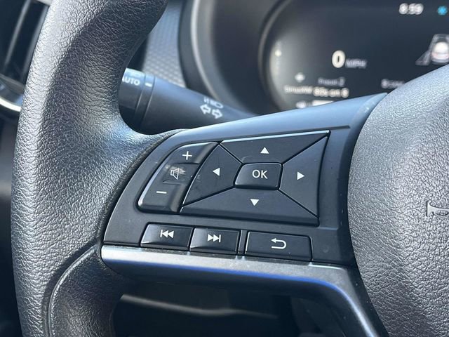 Used 2023 Nissan Kicks SV image 25