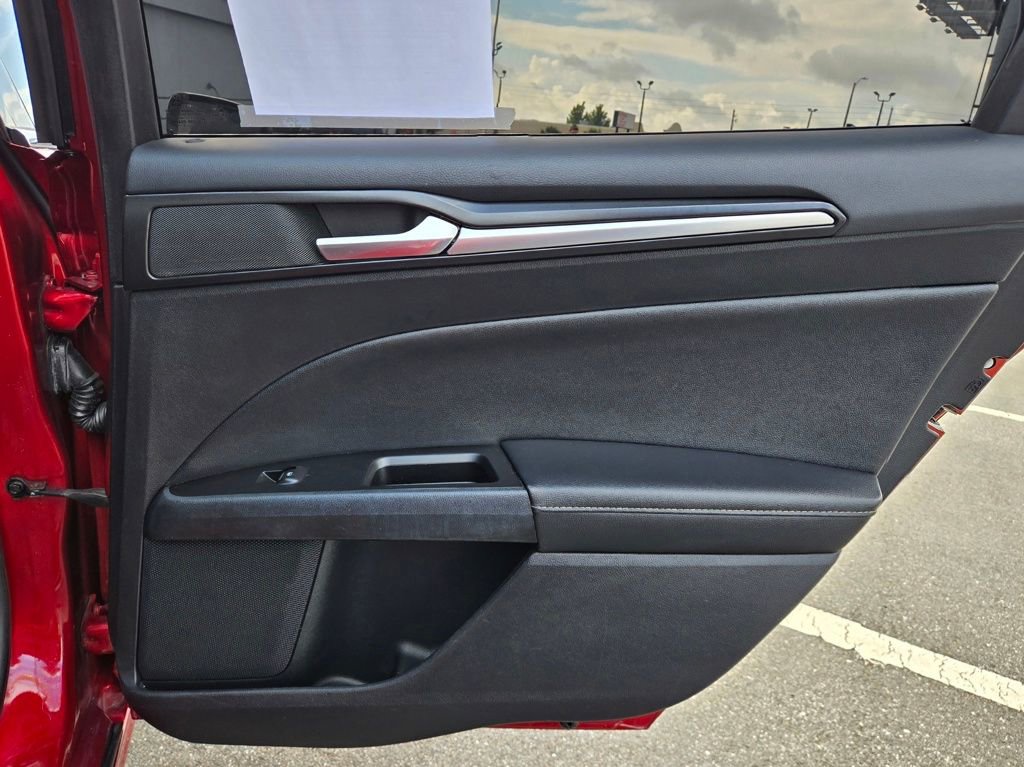 Used 2019 Ford Fusion Titanium AWD/4WD image 42