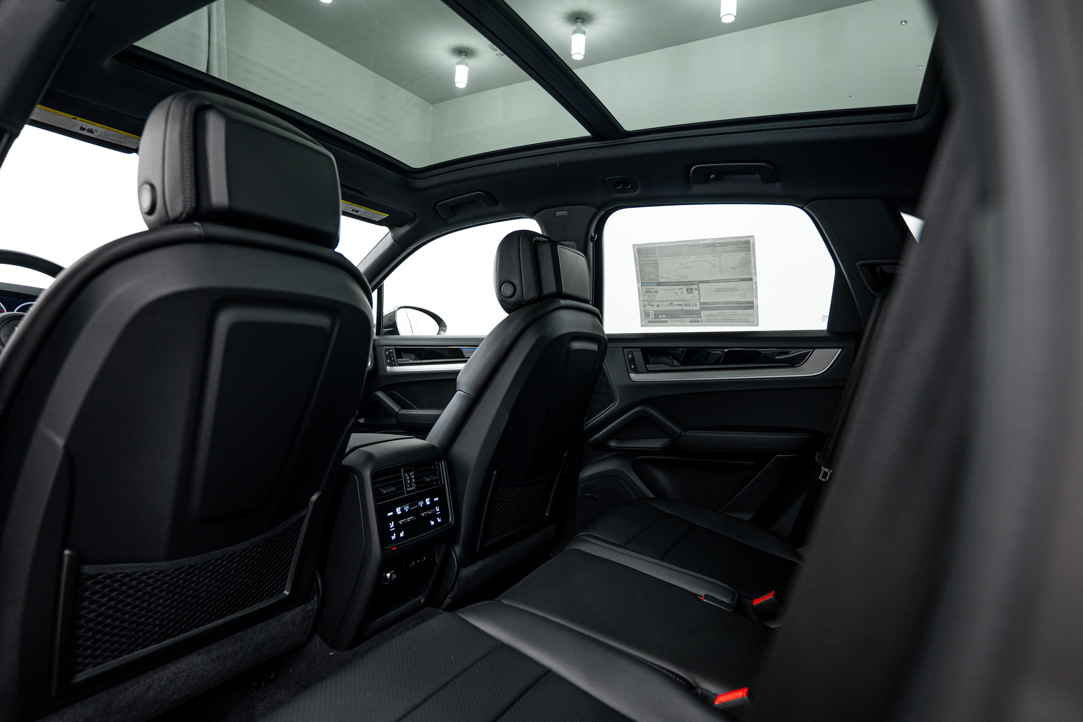 Certified 2026 Porsche Cayenne AWD/4WD image 24