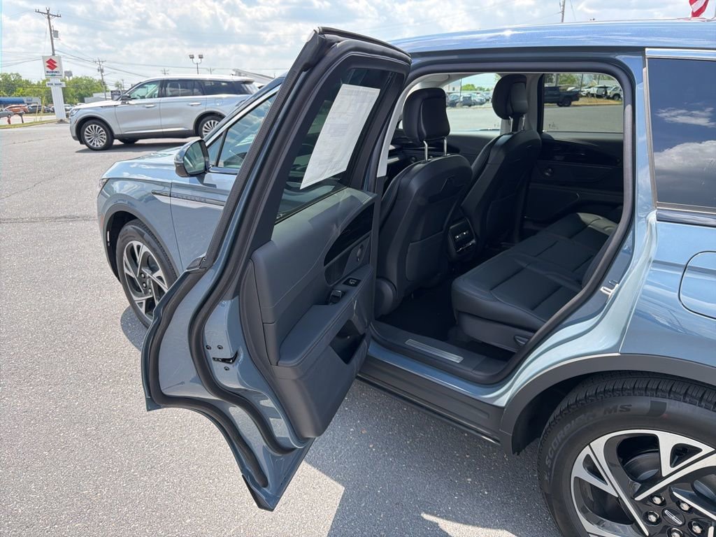 New 2026 Lincoln Nautilus Premier w/ Equipment Group 102A AWD/4WD image 15