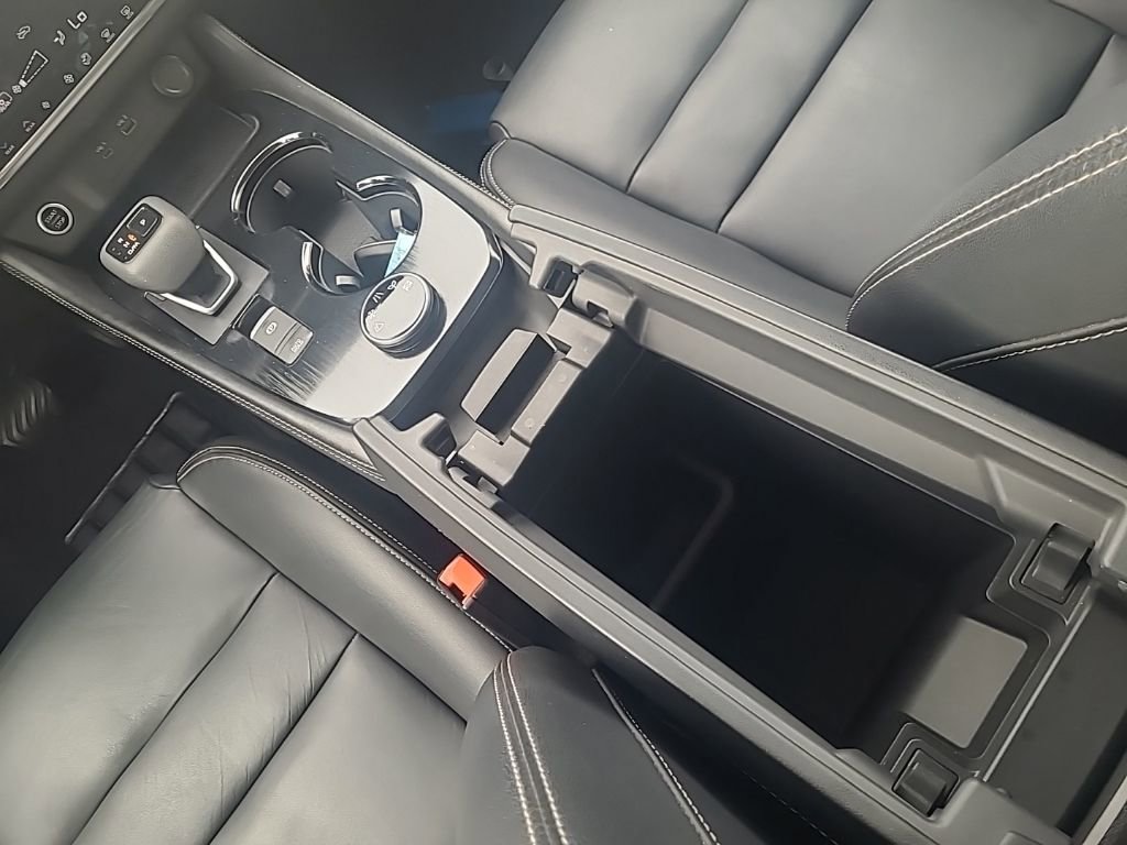 Used 2023 Nissan Rogue SL w/ SL Premium Package image 16