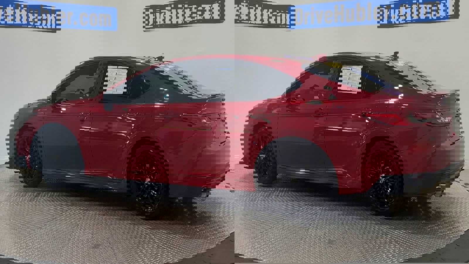 Used 2025 Toyota Camry SE w/ Convenience Package FWD image 42