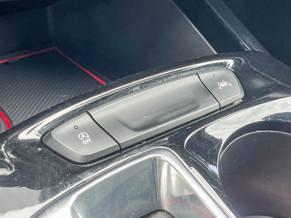 Certified 2024 Chevrolet Trax RS w/ Driver Confidence Package image 30