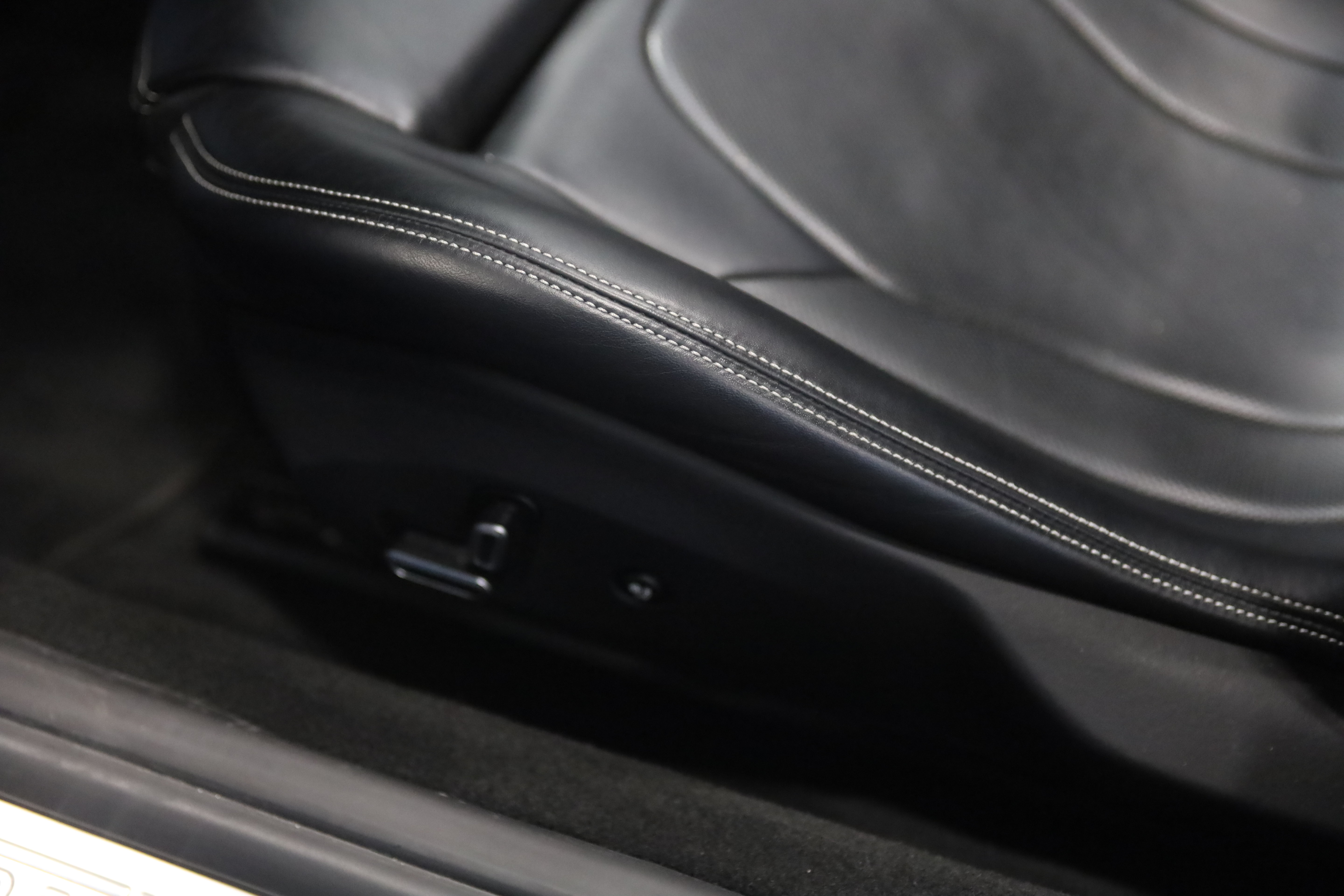 Used 2022 Ferrari Portofino M RWD image 18