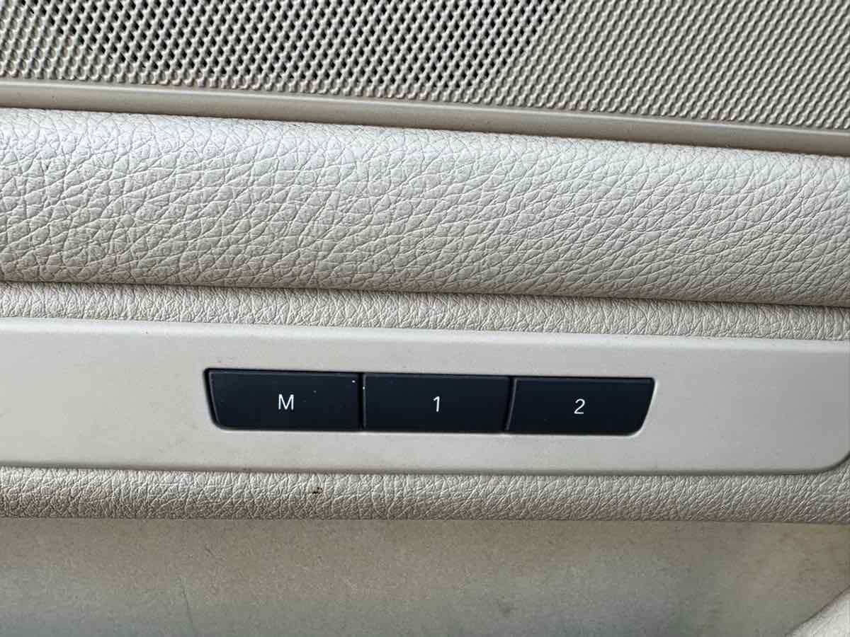 Used 2013 BMW 528i Sedan RWD image 37