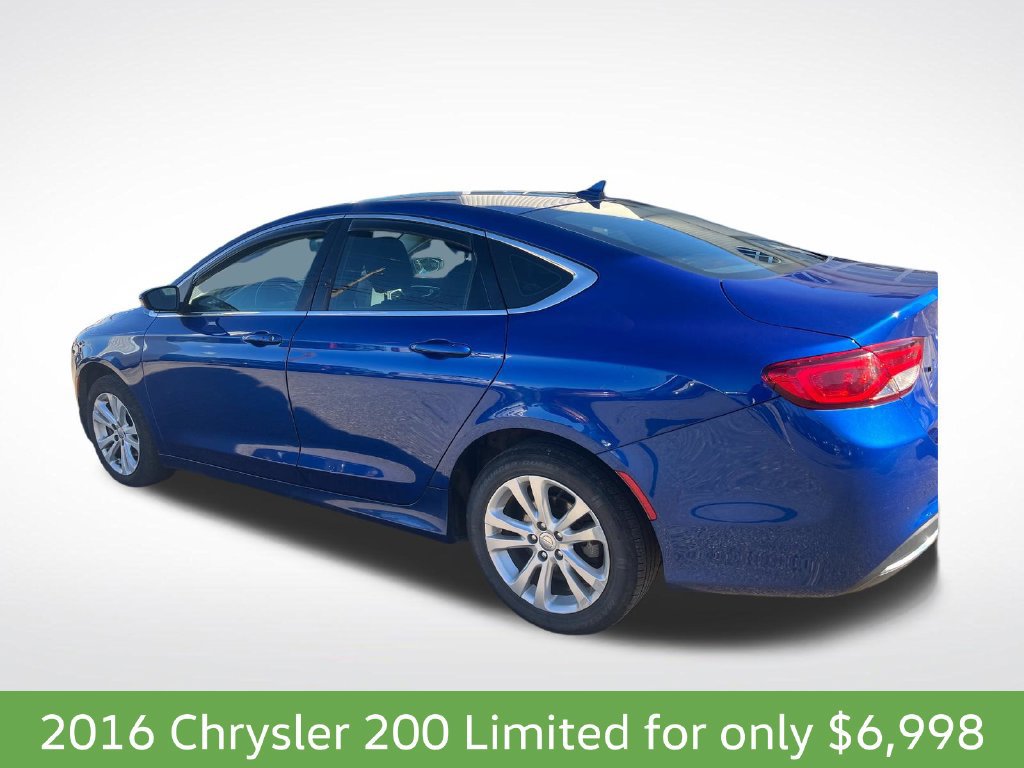 Used 2016 Chrysler 200 Limited w/ Convenience Group FWD image 7